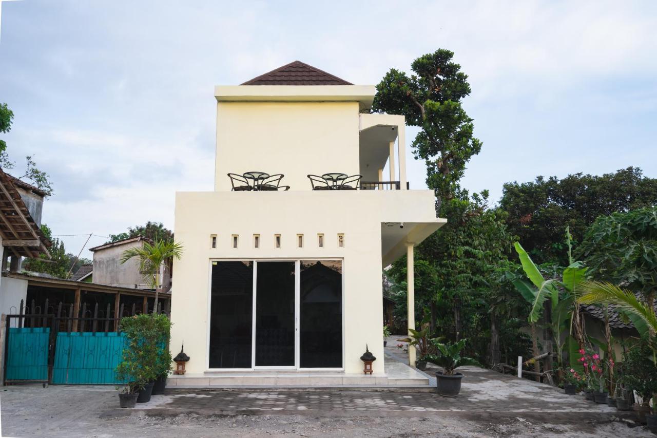 Oyo 1855 Elise Exclusive Residence Balong  Exterior photo