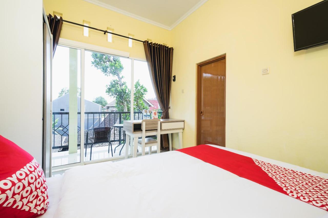 Oyo 1855 Elise Exclusive Residence Balong  Exterior photo