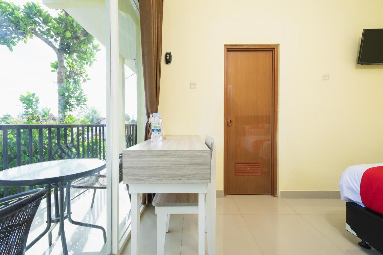 Oyo 1855 Elise Exclusive Residence Balong  Exterior photo